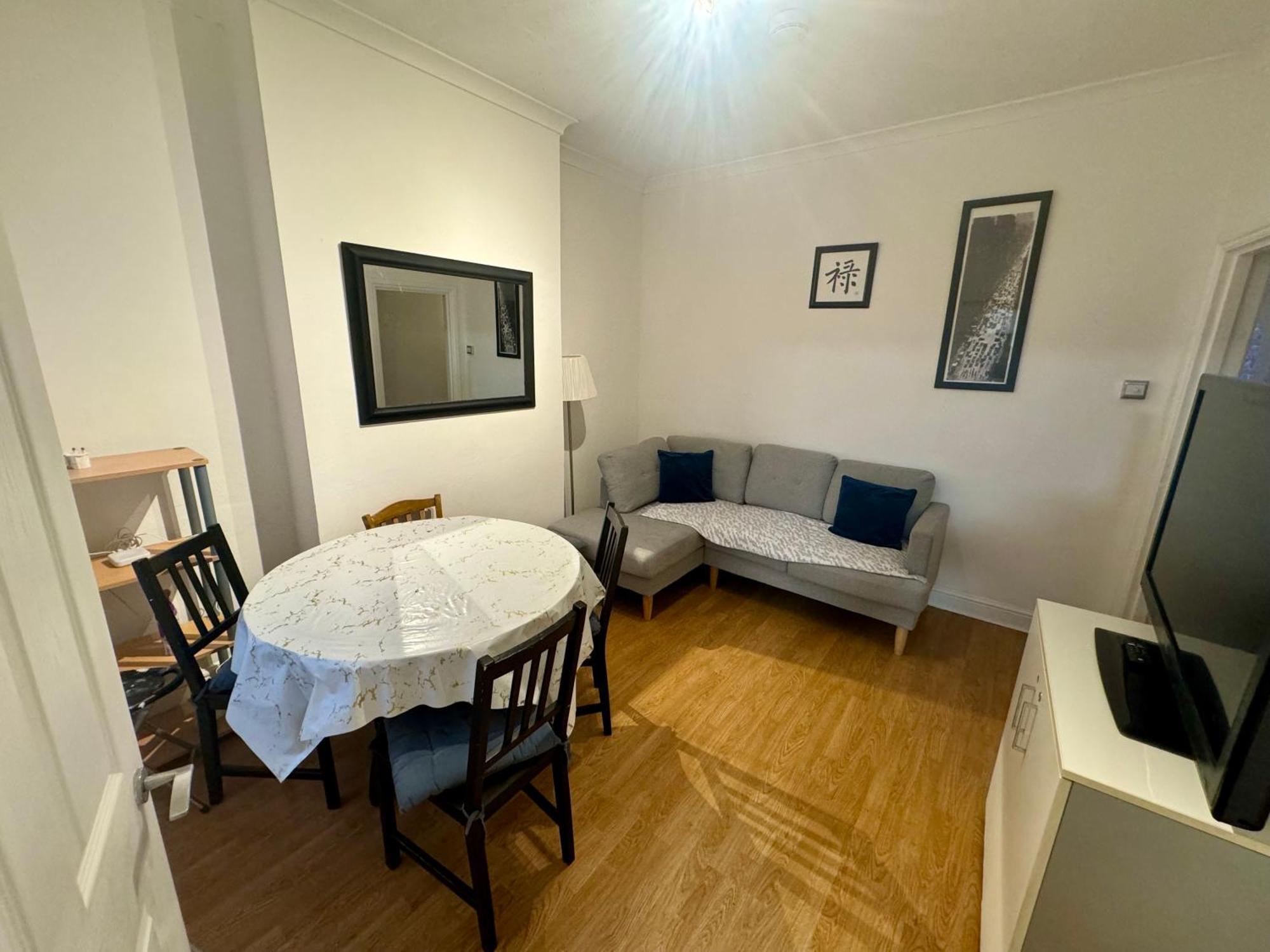 4 Bedroom House In Turnpike Lane/Wood Green Londýn Exteriér fotografie